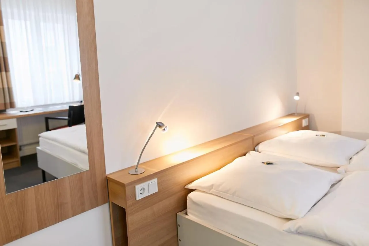 Townhouse Duesseldorf Aparthotel 2*, Dusseldorf Germany