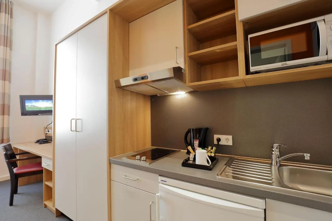 Townhouse Duesseldorf Aparthotel Dusseldorf